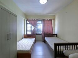 Blk 220A Linear Green @ Bedok (Bedok), HDB 3 Rooms #586677931